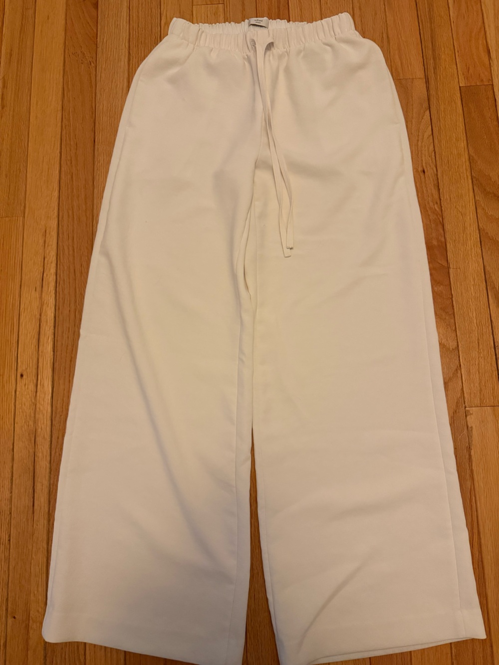 Aritzia lodge pants